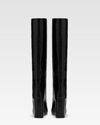 Botas de piel negra con efecto cocodrilo