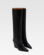 Botas de piel negra con efecto texturizado