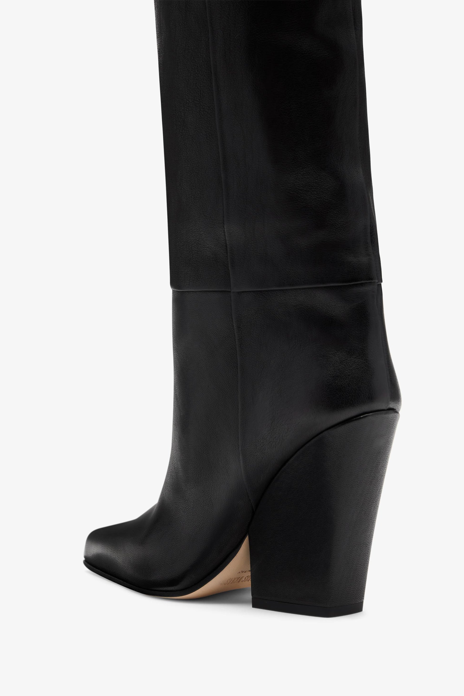 Black texture-effect leather boots