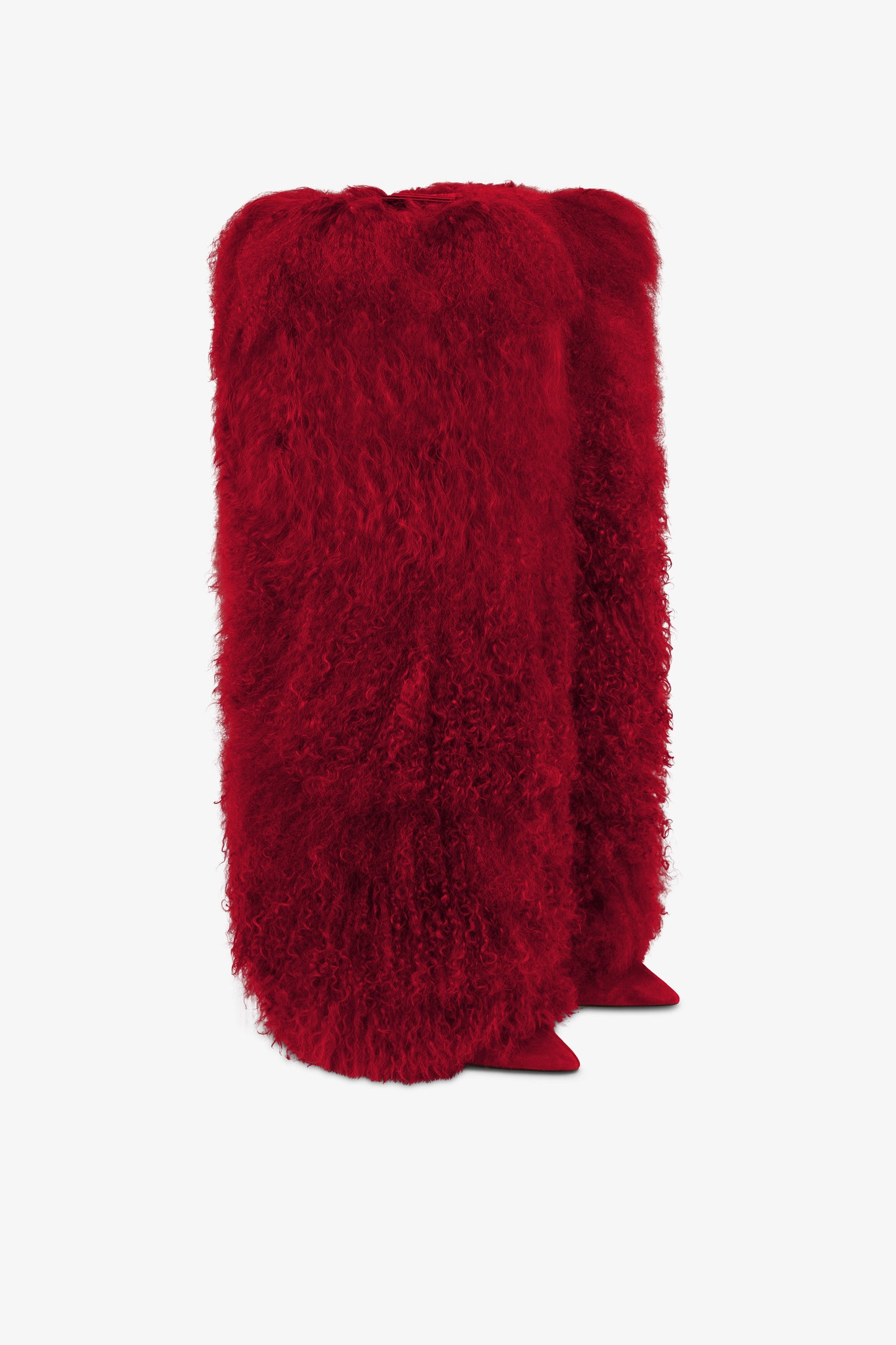 Boots in red faux fur