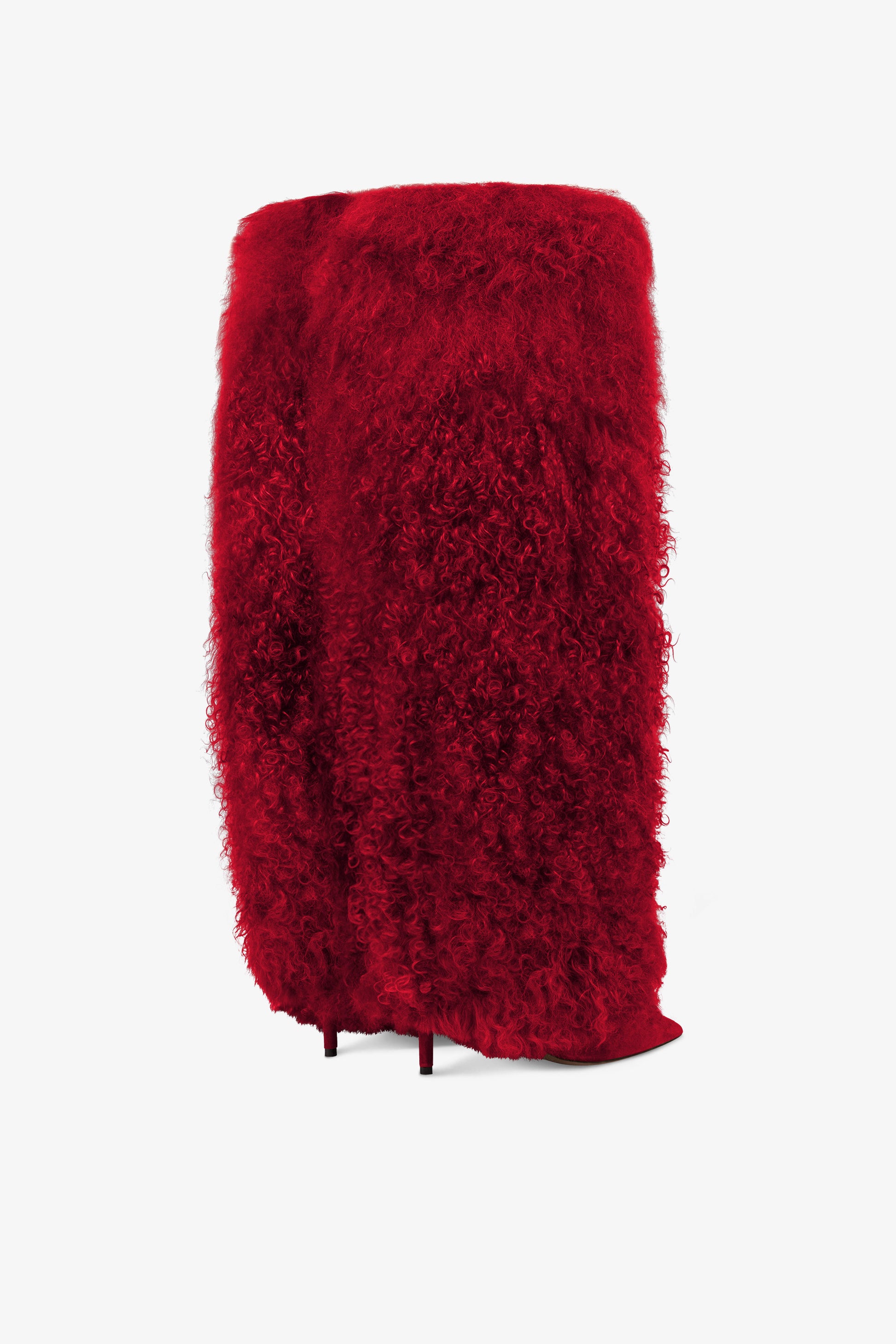 Boots in red faux fur