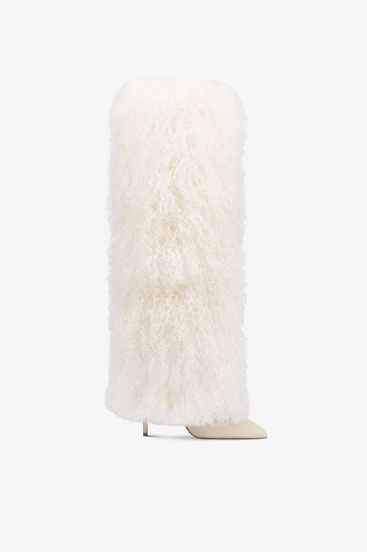 Boots in mongolian fur white
