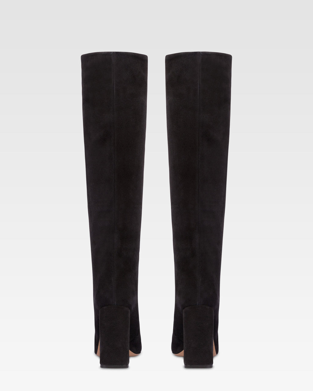 Kniehohe Stiefel aus weichem Wildleder in samtweichem Schwarz