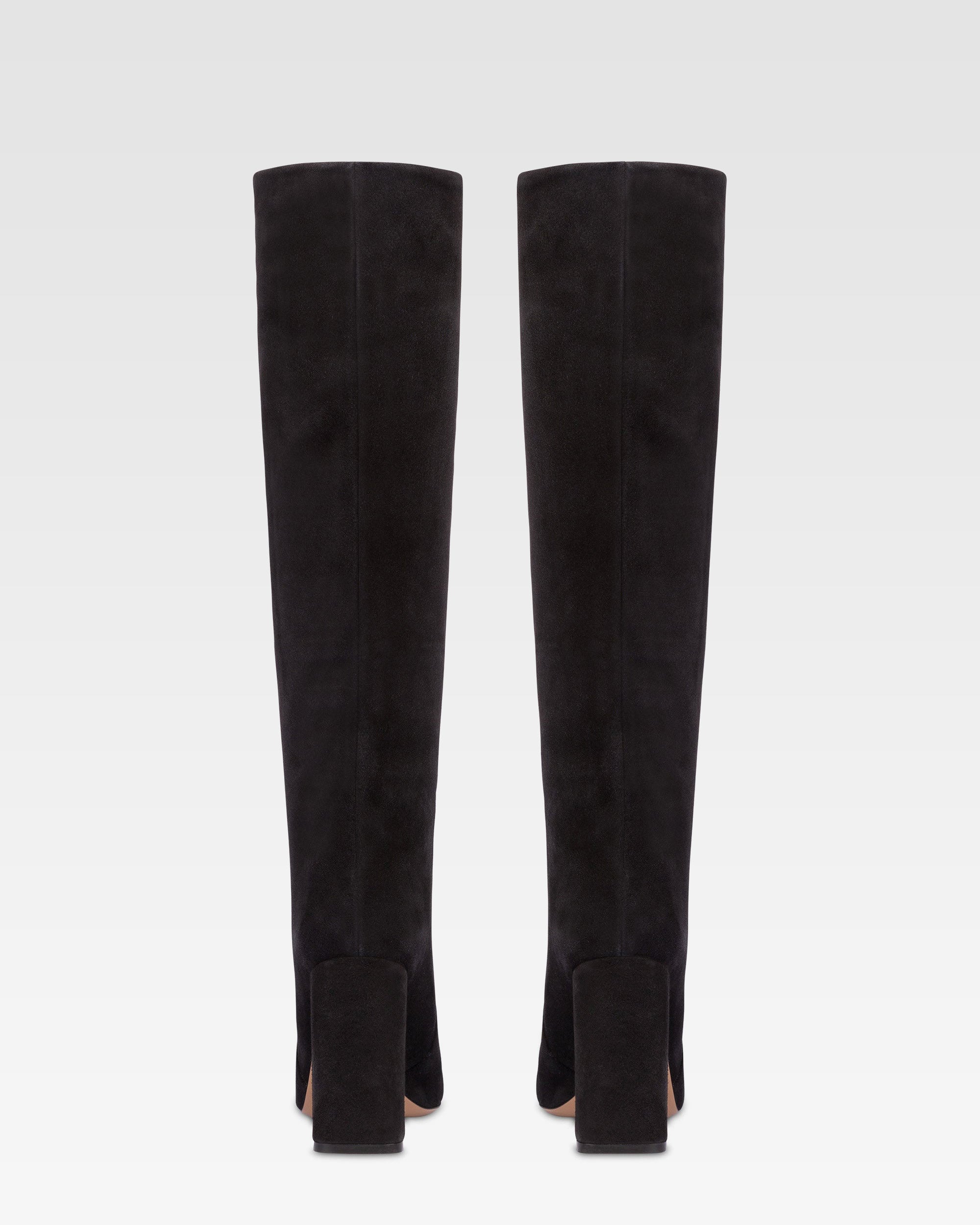 Kniehohe Stiefel aus weichem Wildleder in samtweichem Schwarz