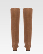 Bottes en cuir suede de veau couleur marron