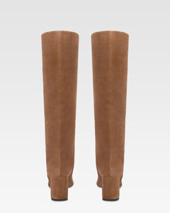 Bottes en cuir suede de veau couleur marron