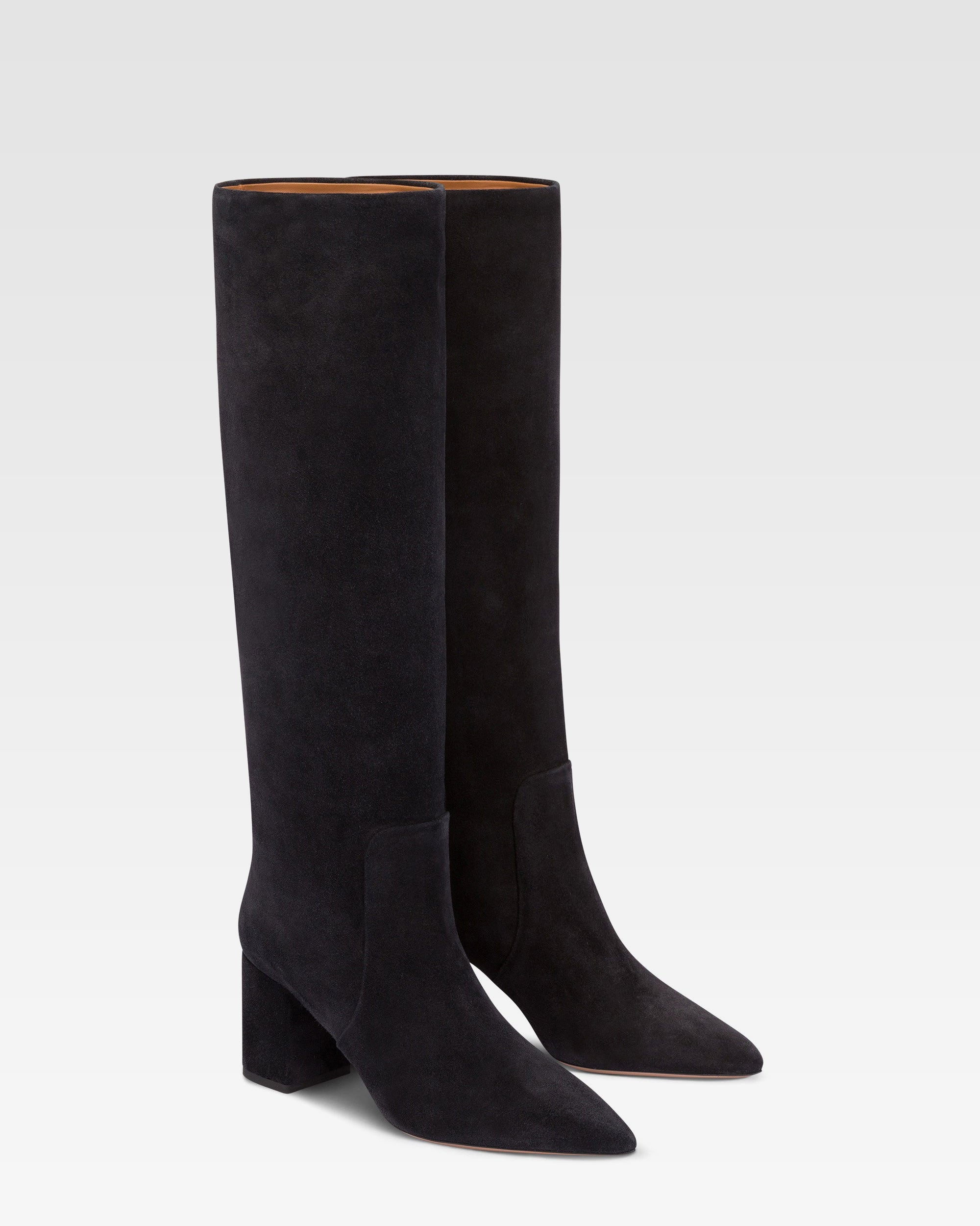 Bottes a hauteur de genou en cuir suede souple noir casse