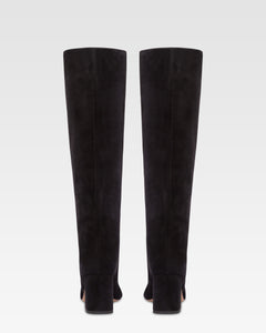 Botas hasta la rodilla de suave piel de ante negro apagado