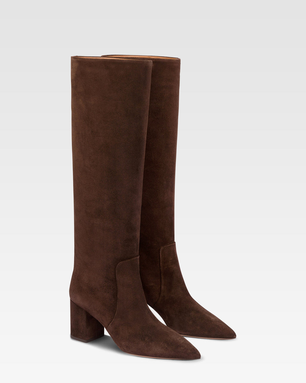 Bottes a hauteur de genou en cuir suede doux et poivre