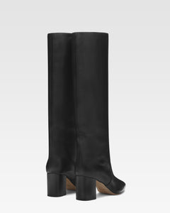 Suede boot