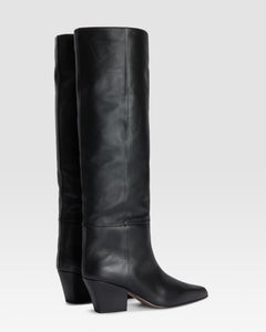 BOTA DE PIEL
