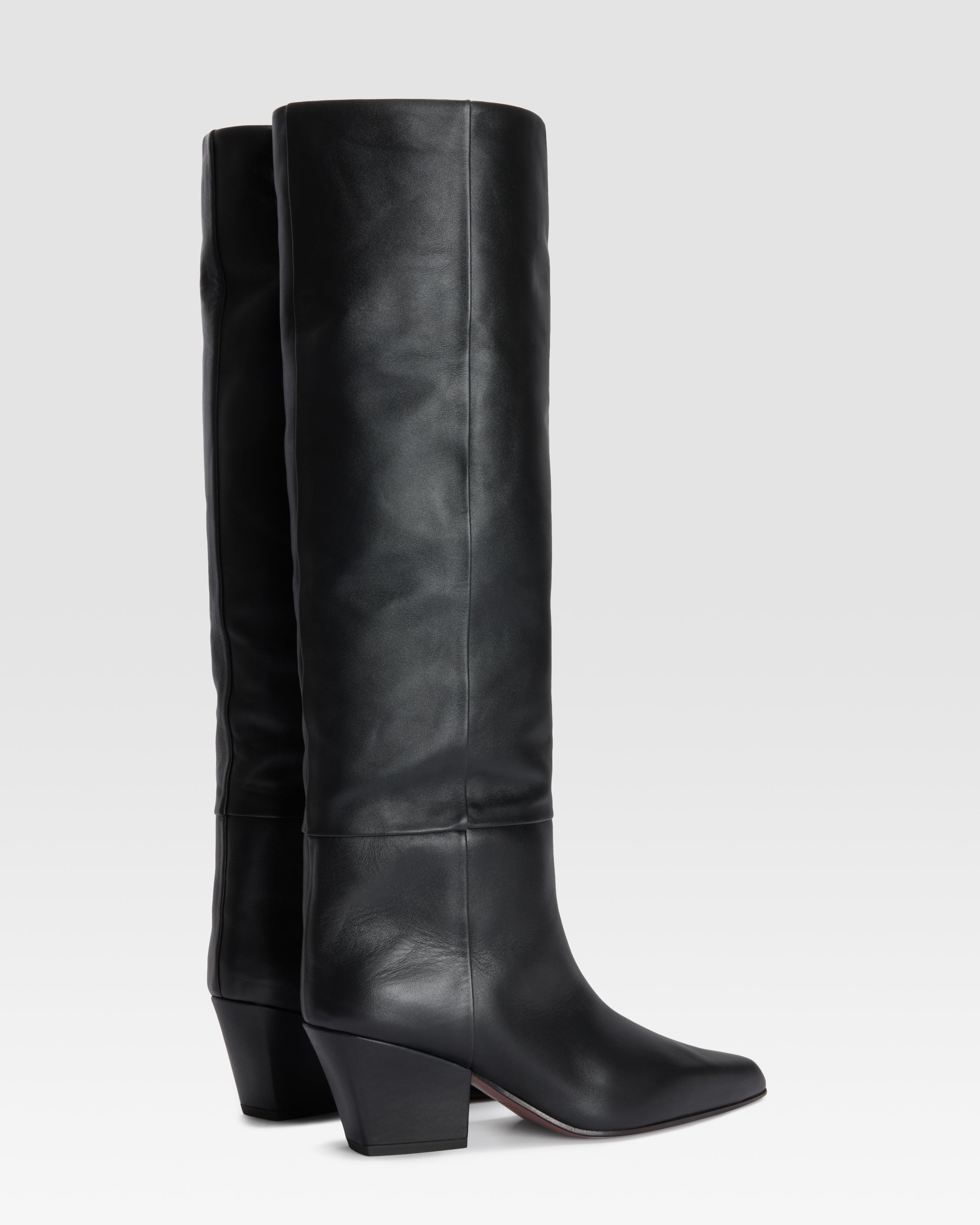 BOTA DE PIEL