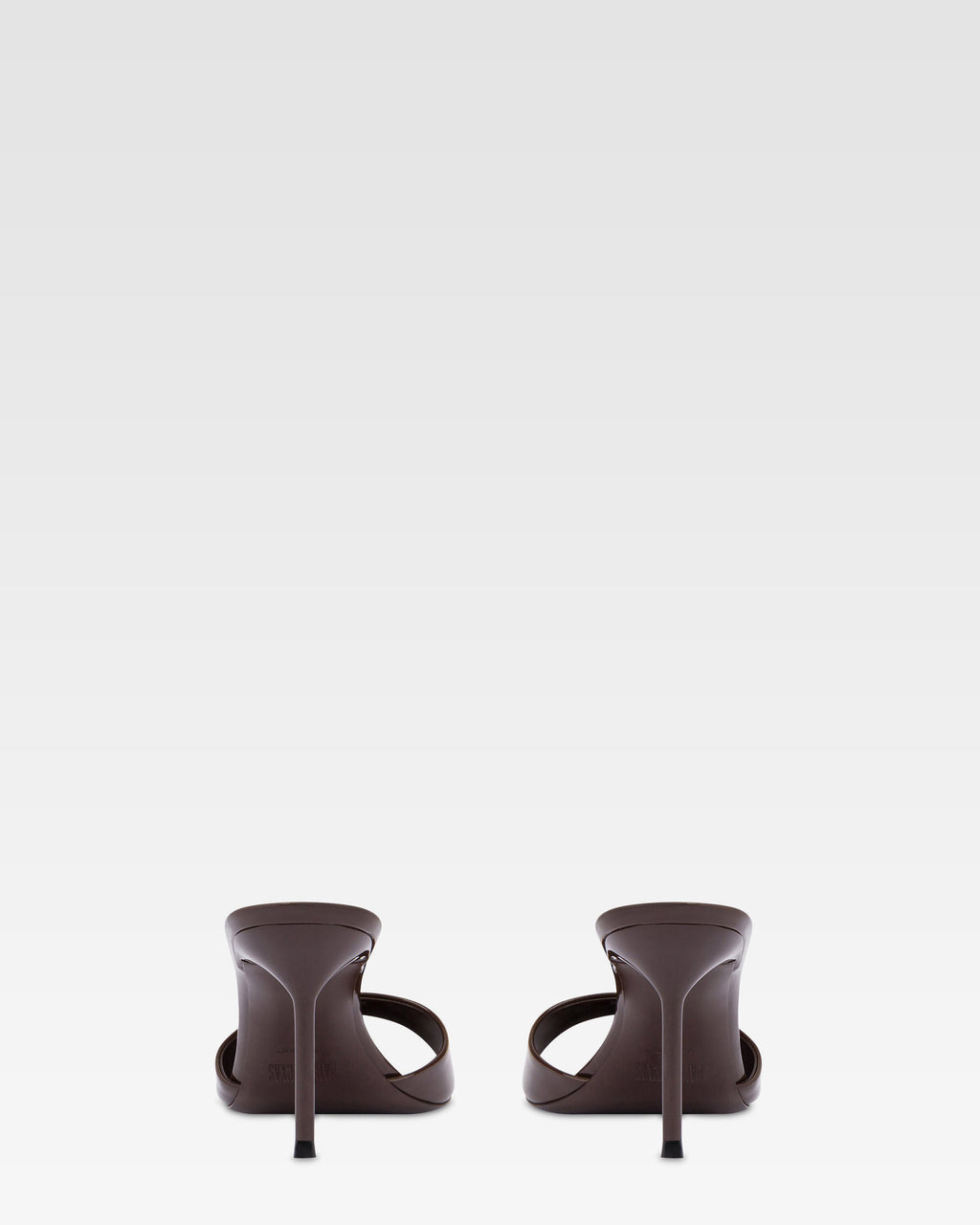 Patent leather mule