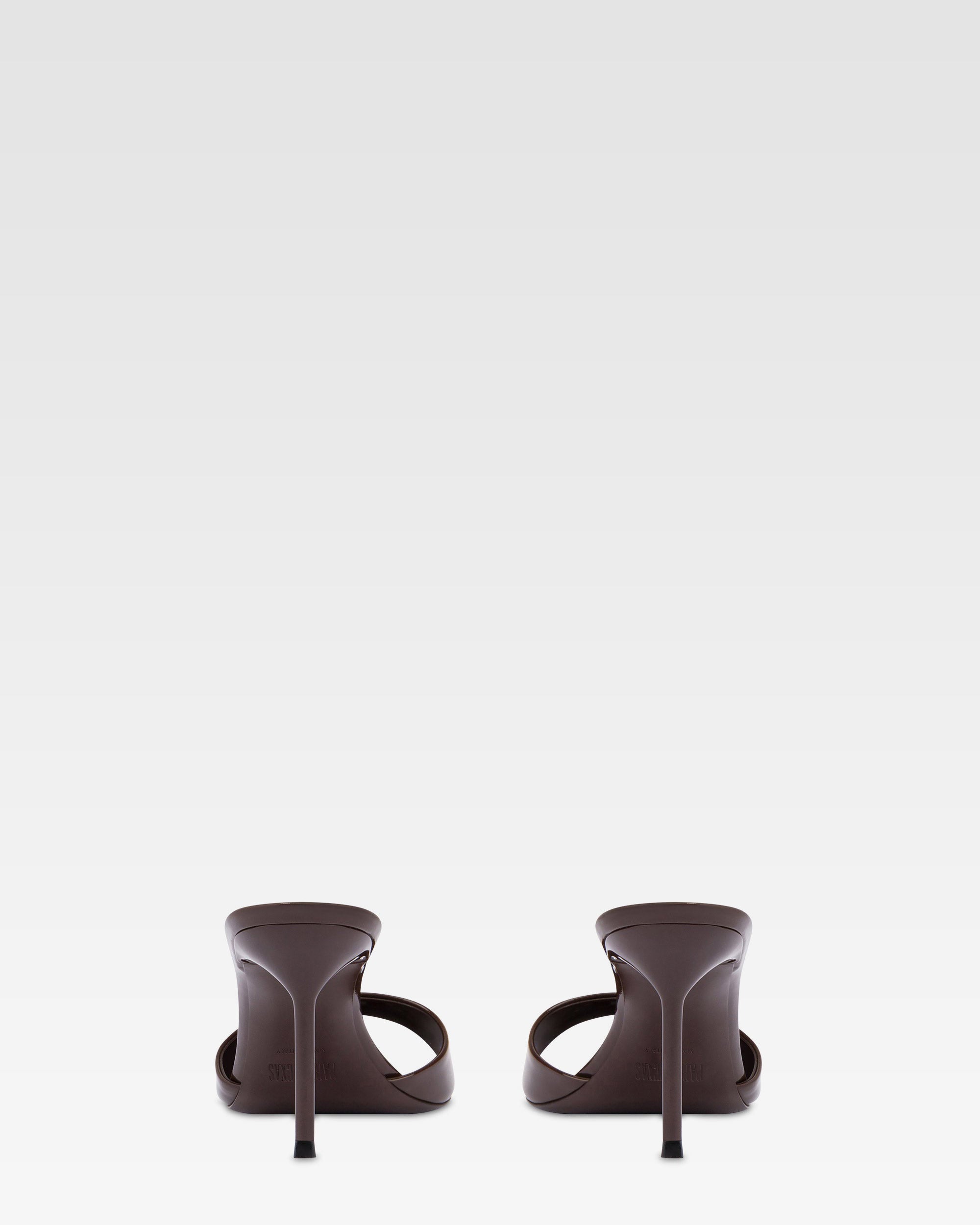 Patent leather mule