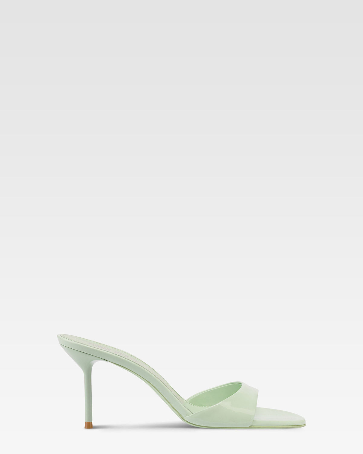 Patent leather mule