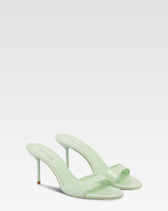 Mules en charol color verde menta