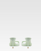 Mules en charol color verde menta