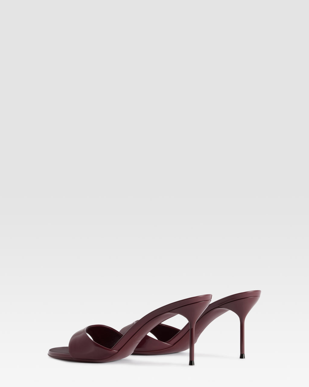 PATENT LEATHER MULE