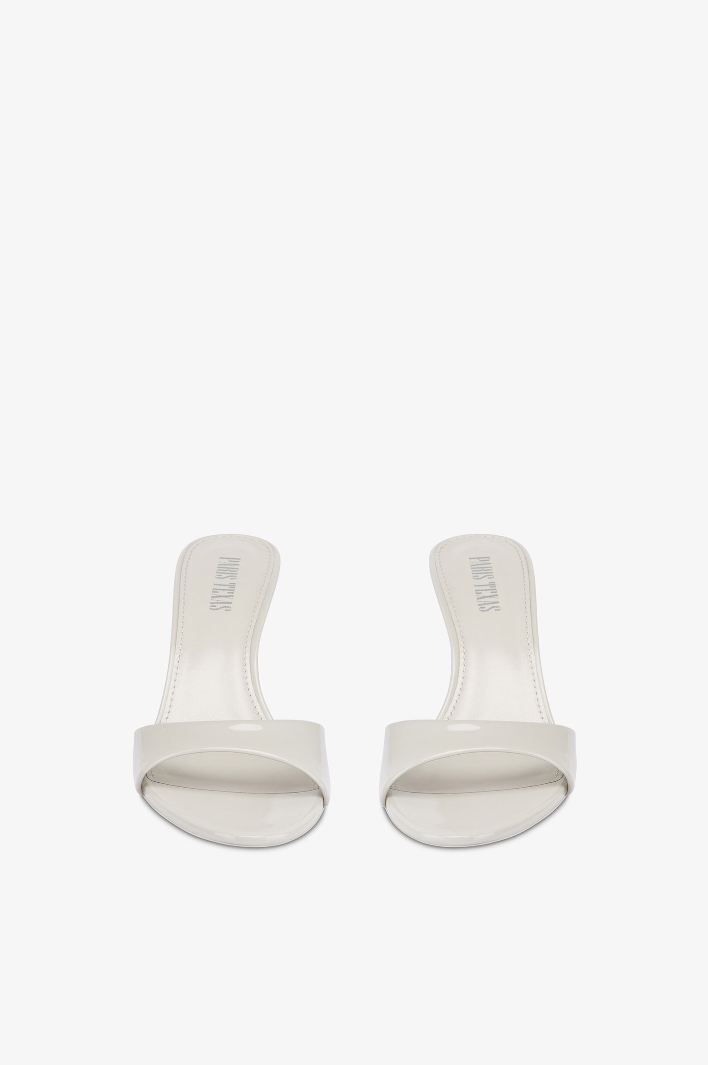 Mules in grey patent leather