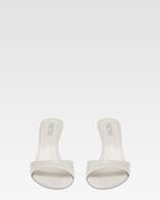 Mules in grey patent leather