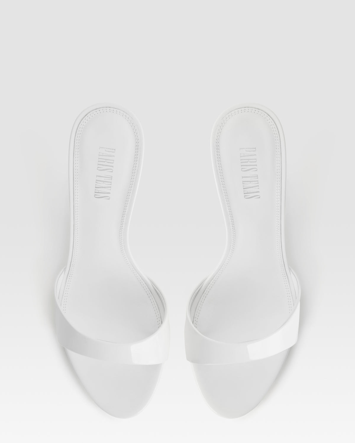 Mules en cuir verni