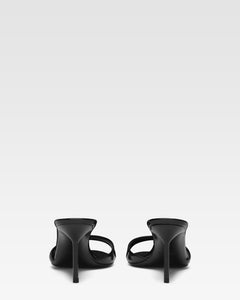 Mule de charol negro