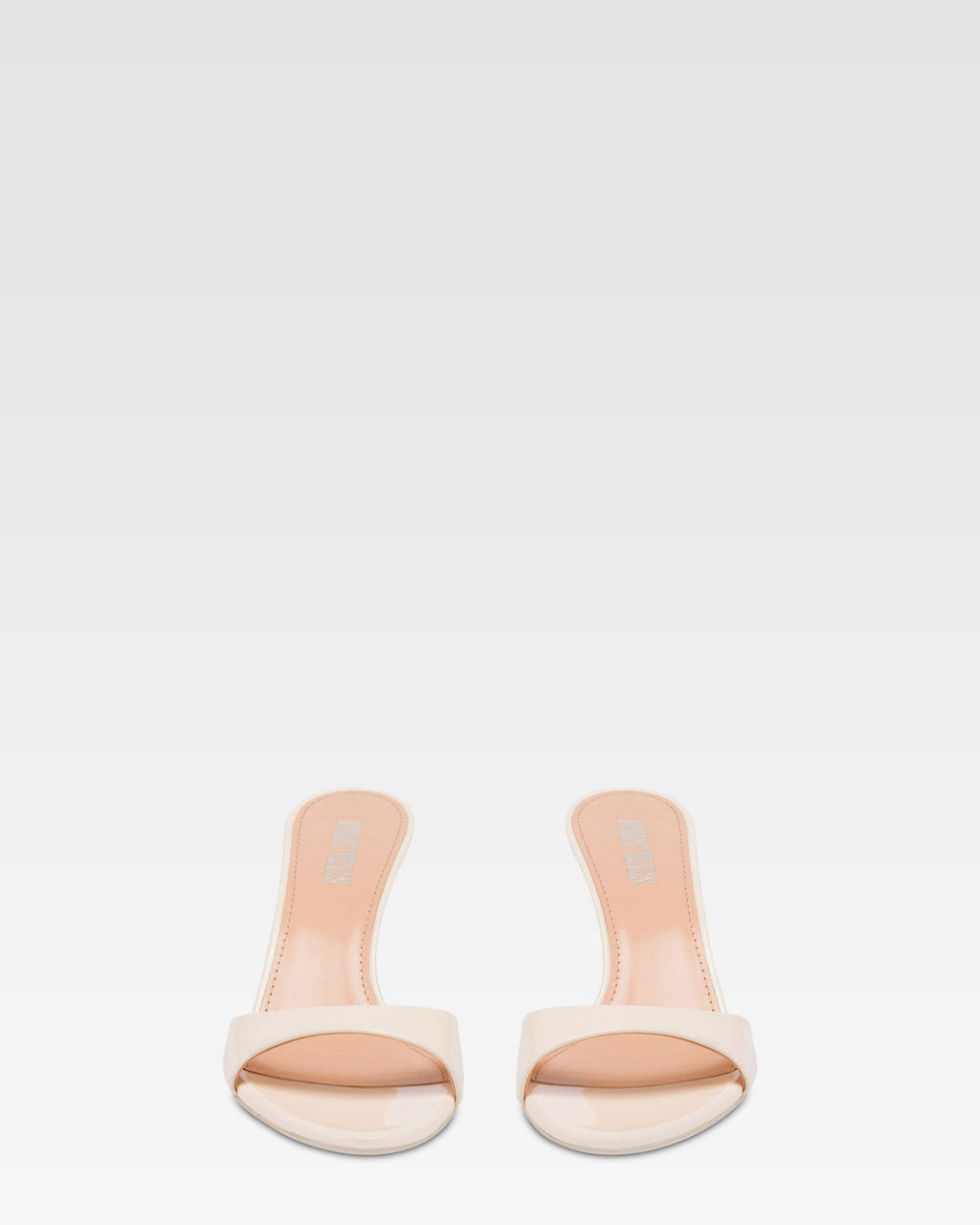 Mules en charol marfil