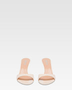 Mules en charol marfil