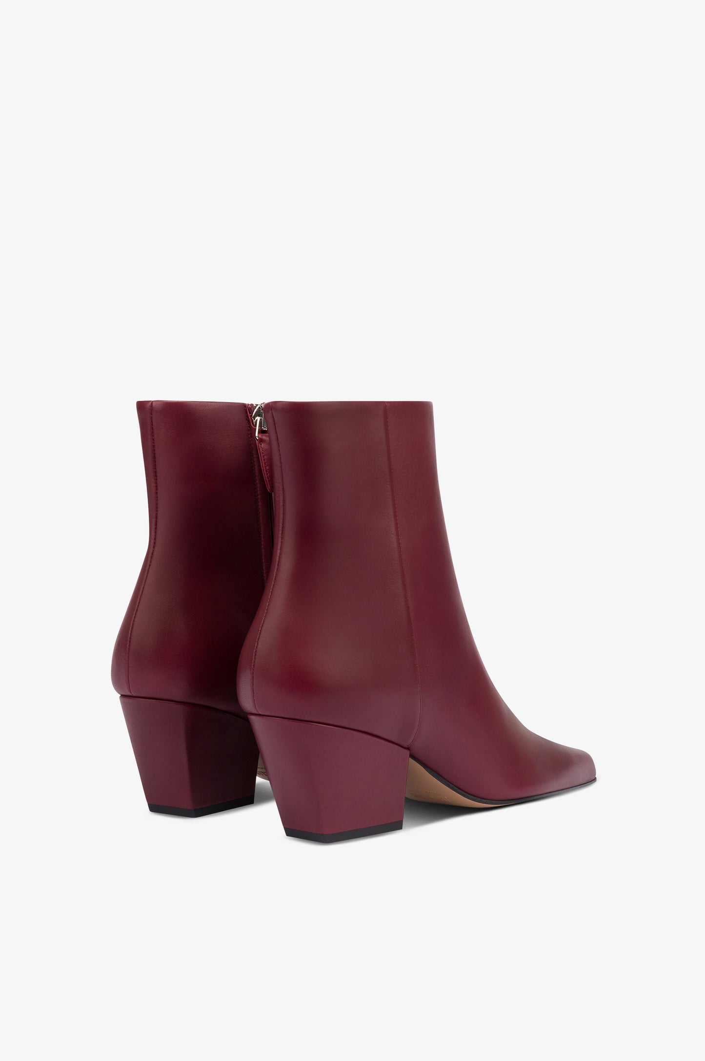 Ankle boots in rouge noir calf leather