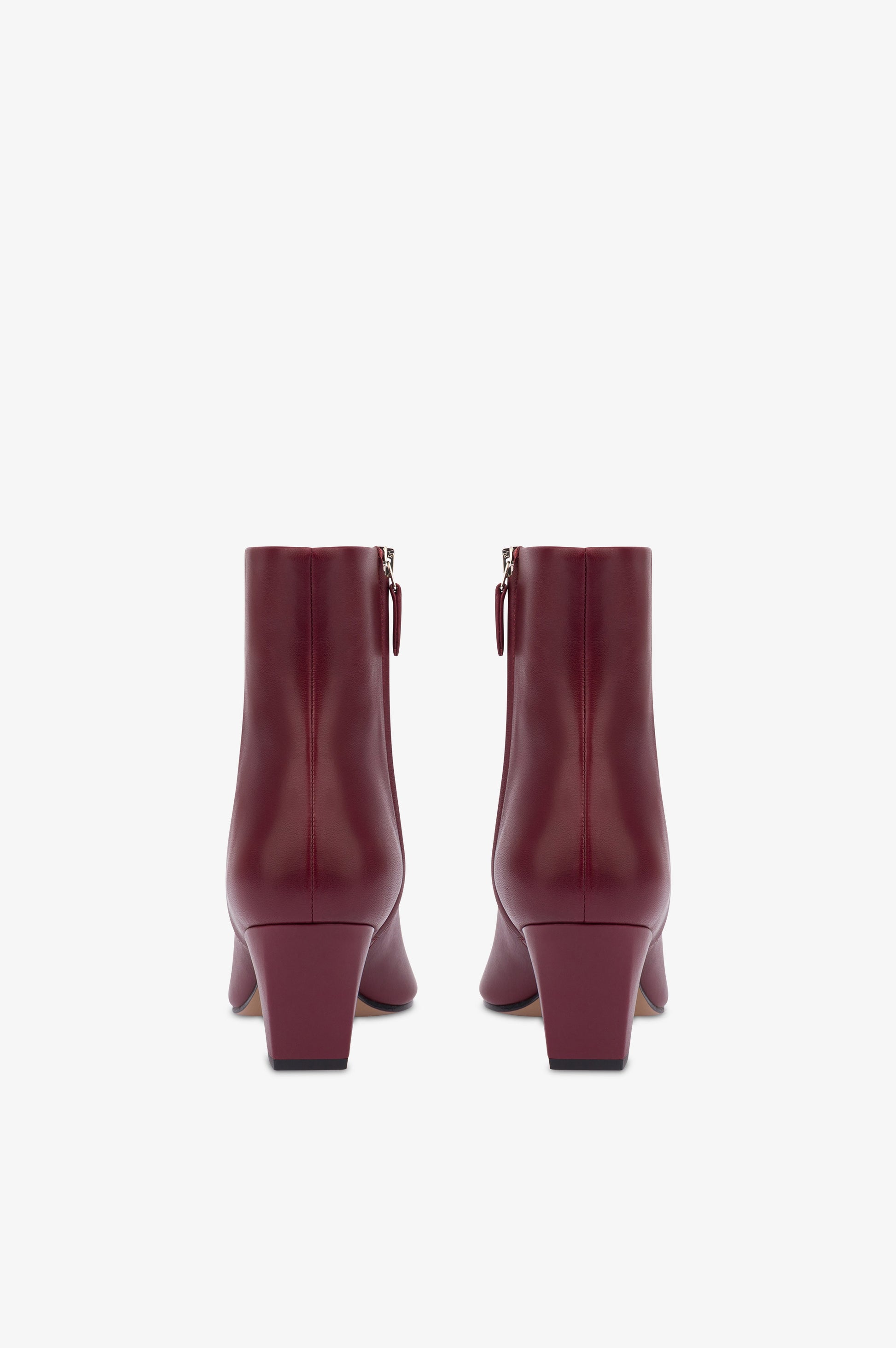 Ankle boots in rouge noir calf leather