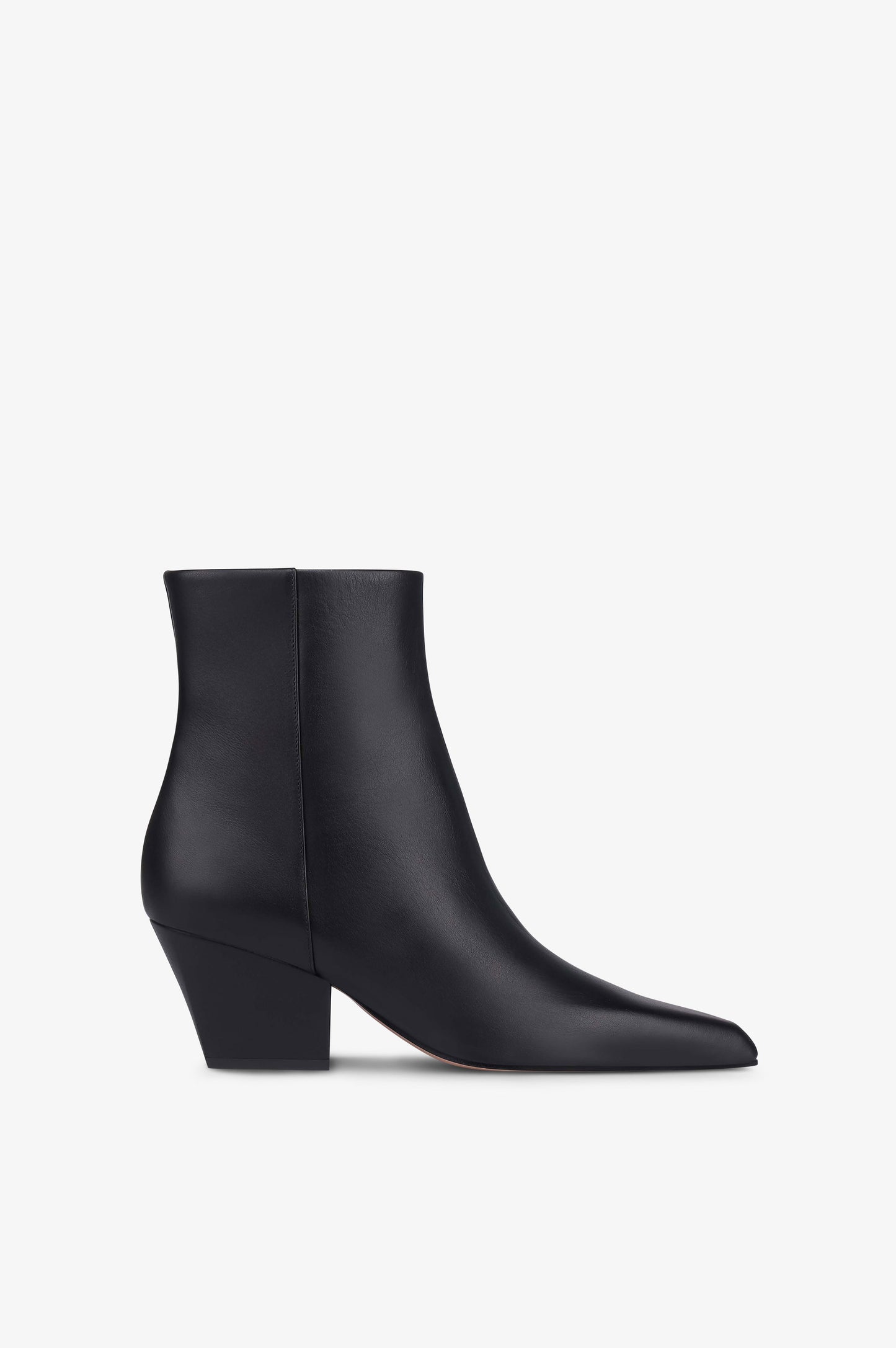 Bottines en cuir de veau noir