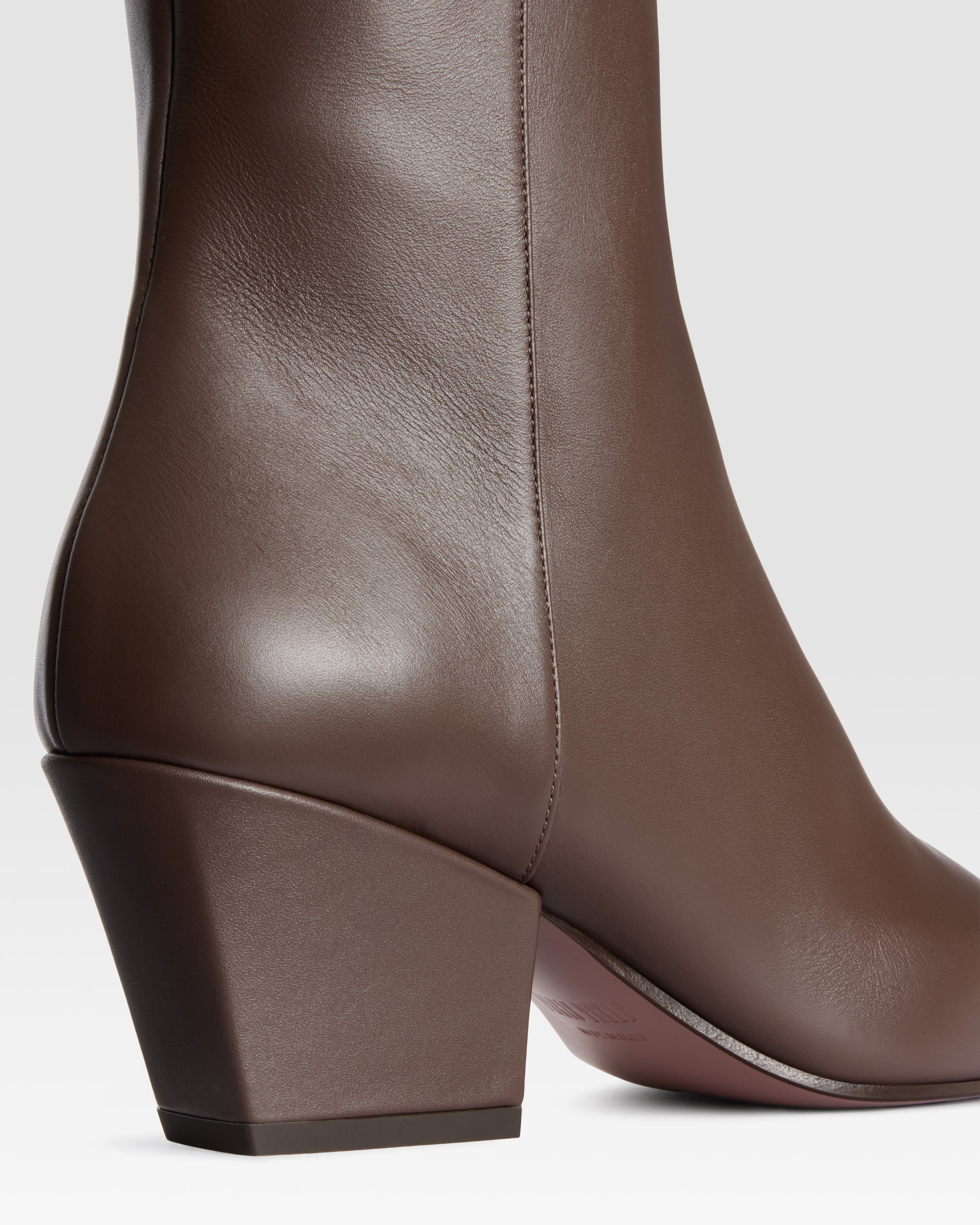 LEDER ANKLE BOOT