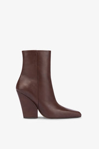 Bottines pointues en cuir lisse moka