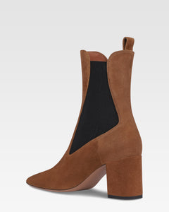 Stivaletti in pelle scamosciata marrone