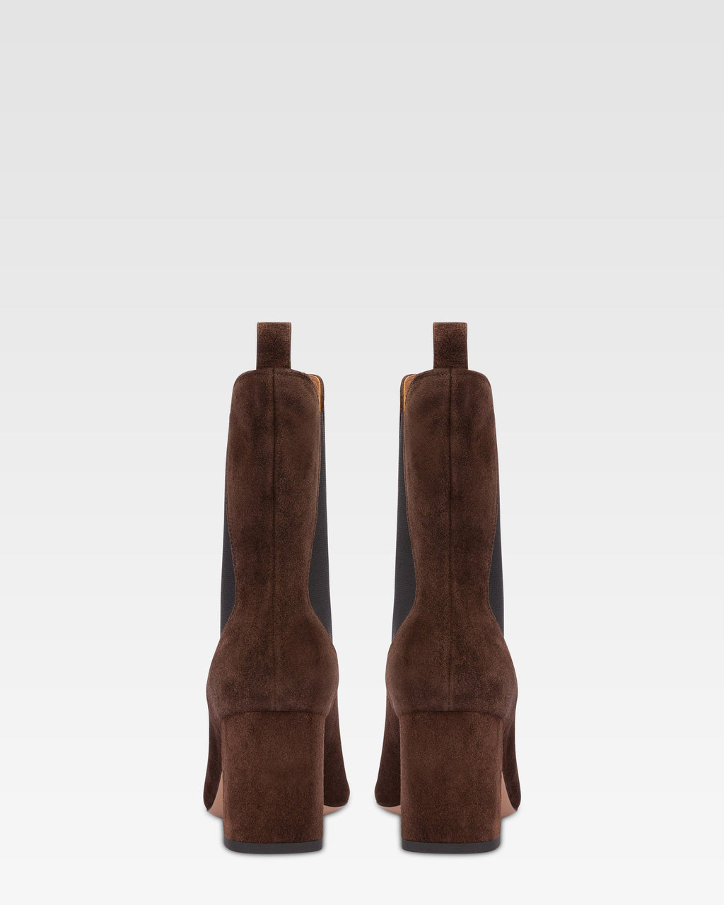 Bottines pointues en cuir suede doux et poivre