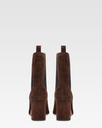 Bottines pointues en cuir suede doux et poivre