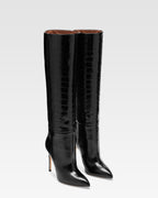 Botas con tac'on de aguja en piel negra con efecto cocodrilo