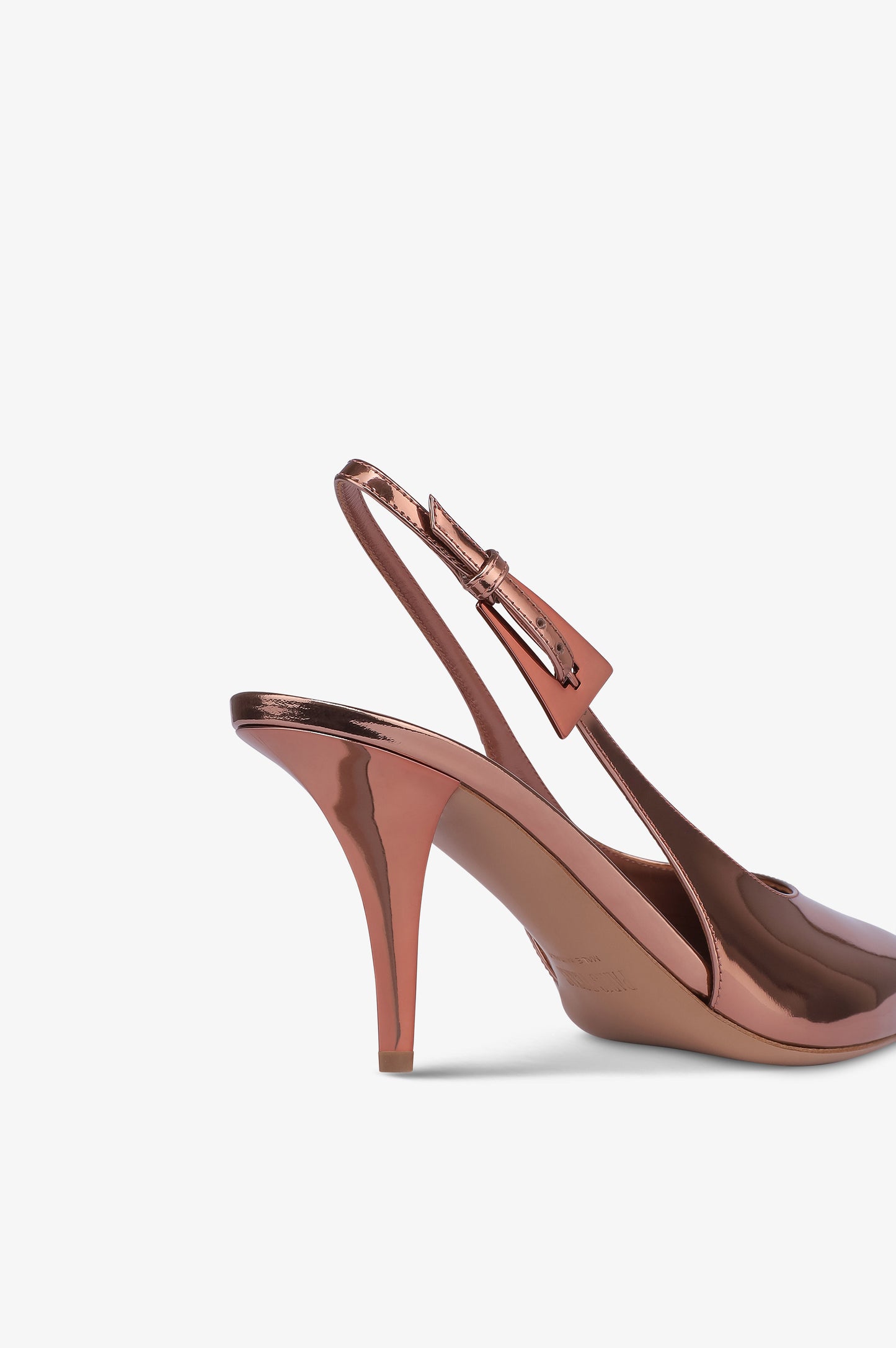 Sandaly typu slingback na obcasie, ze skory w kolorze teksanski roz z efektem lustra