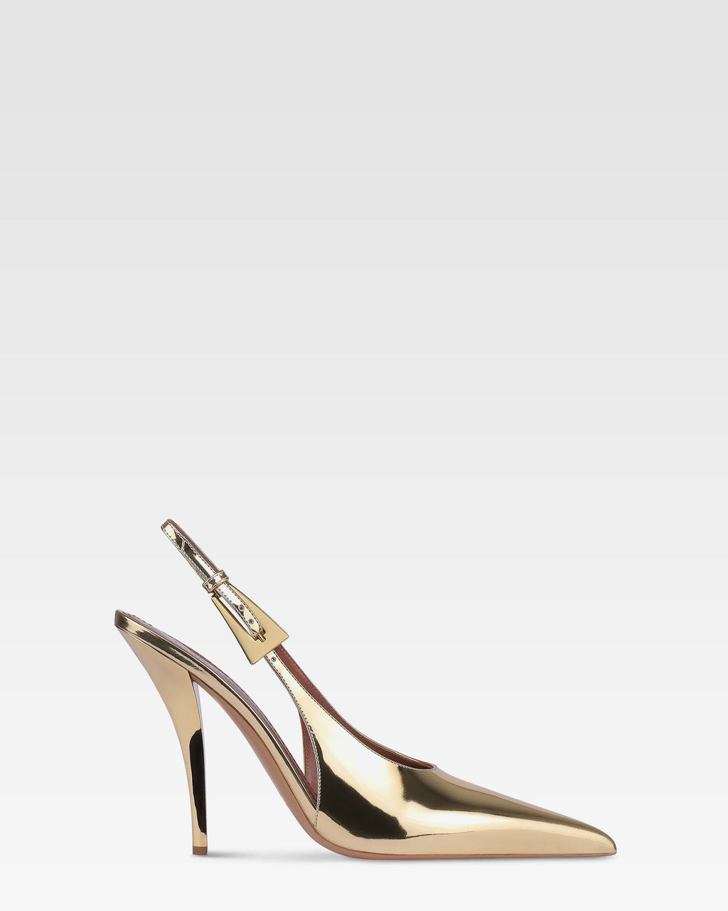 Slingbacks en piel dorada efecto espejo