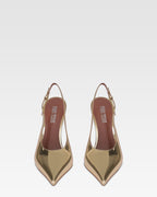 Slingbacks en piel dorada efecto espejo