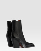 WESTERN ANKLE BOOT AUS LEDER MIT KROKO-PRINT-STICKEREI