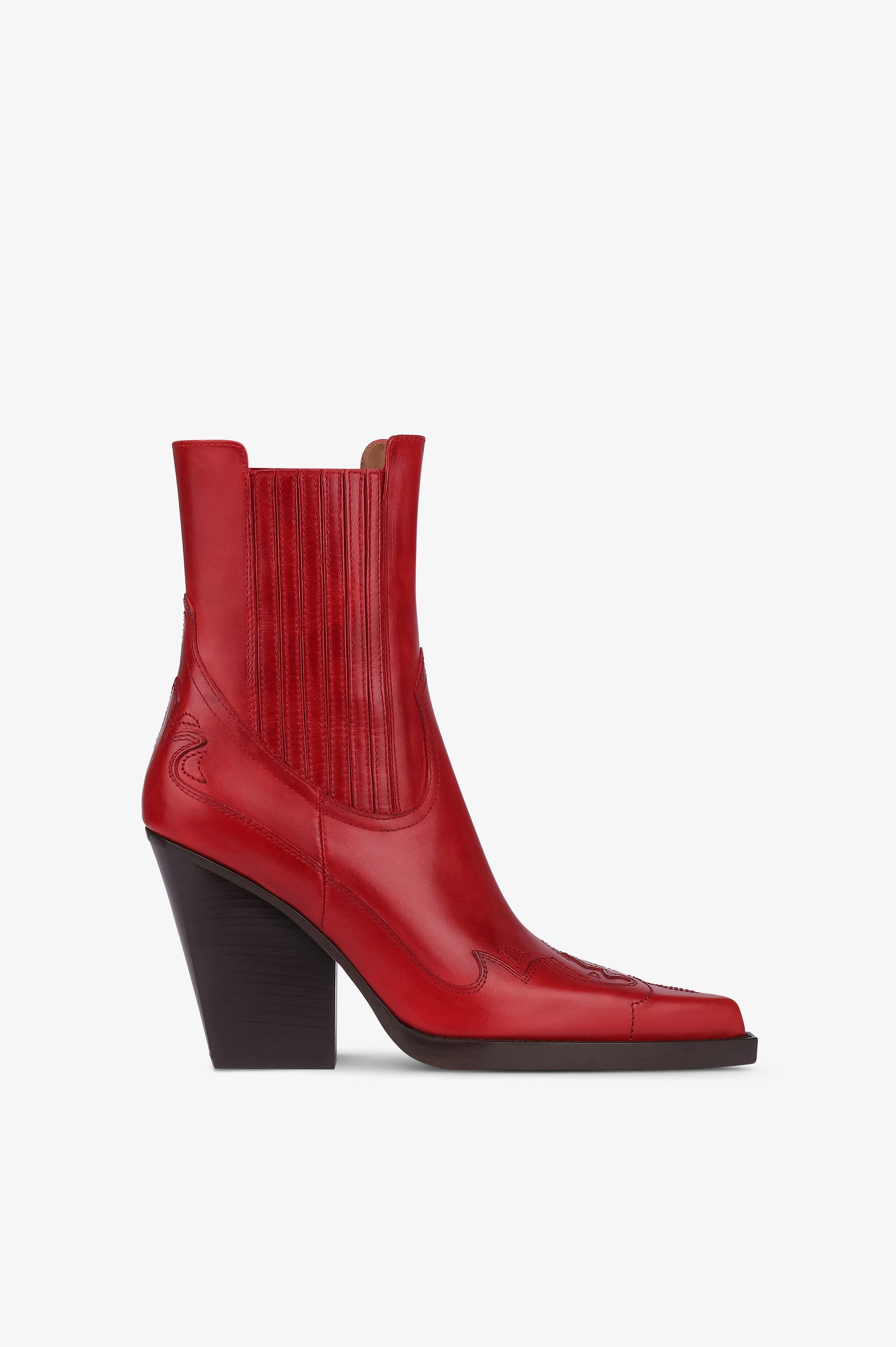 Ankle boots in ruby vintage-effect calf leather
