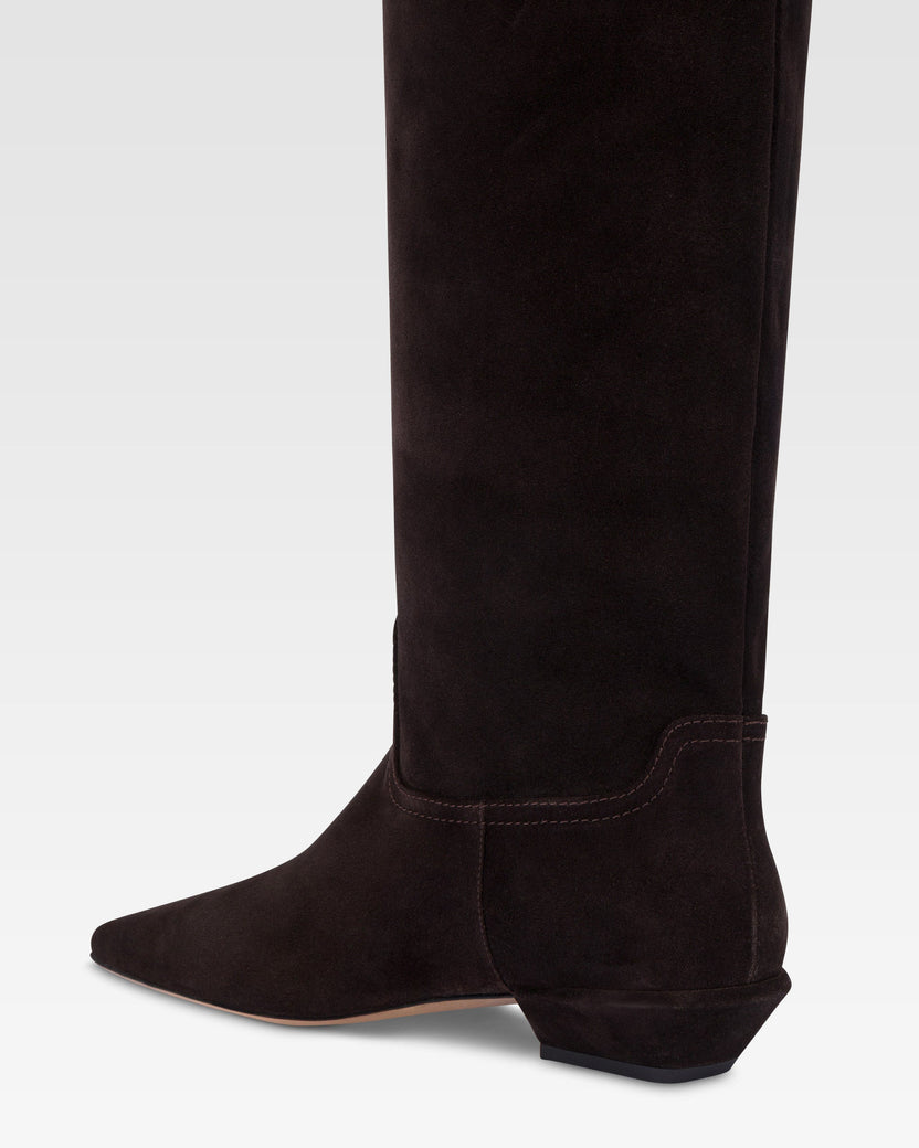 Suede boot