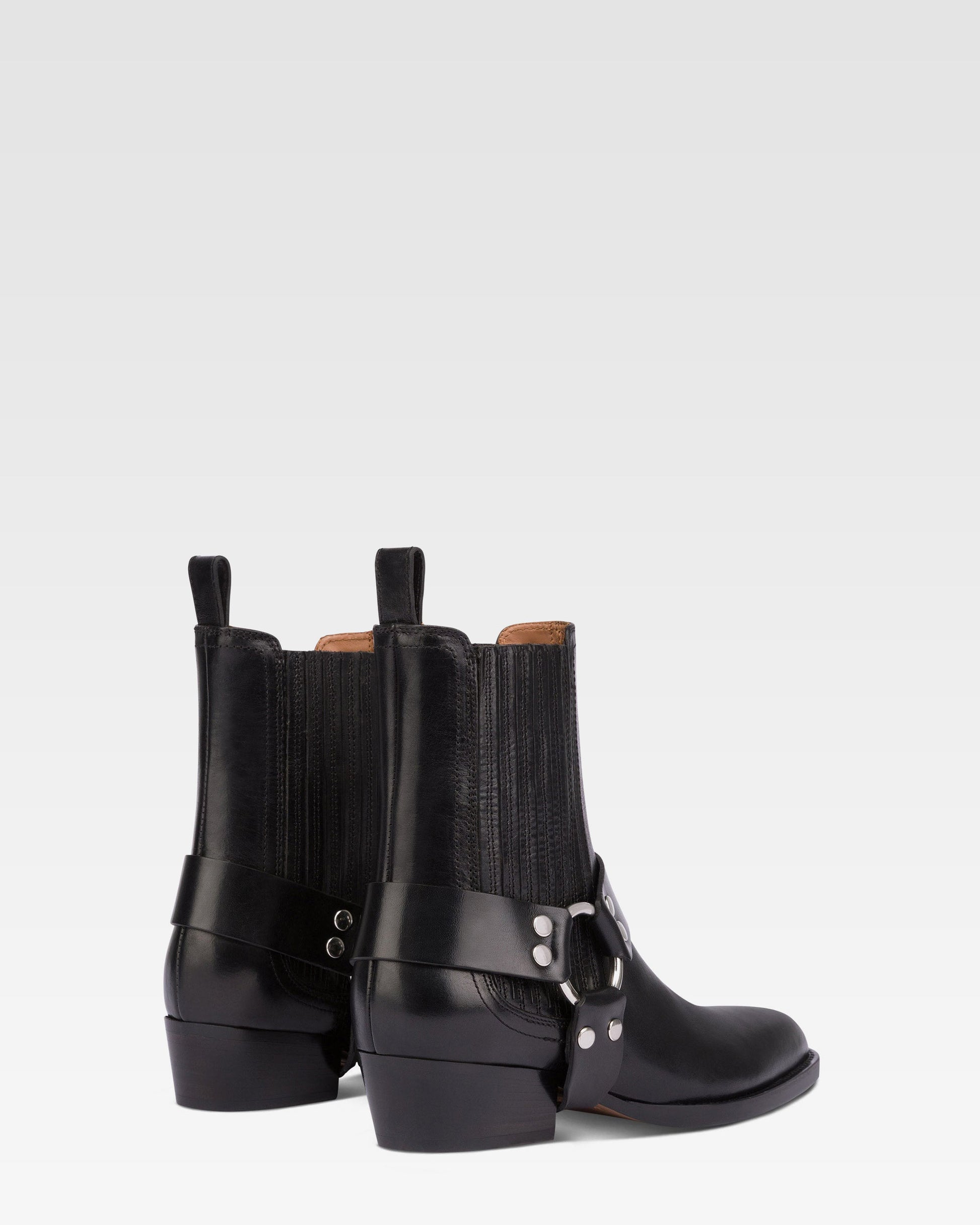 Bottines pointues en cuir vintage noir brillant