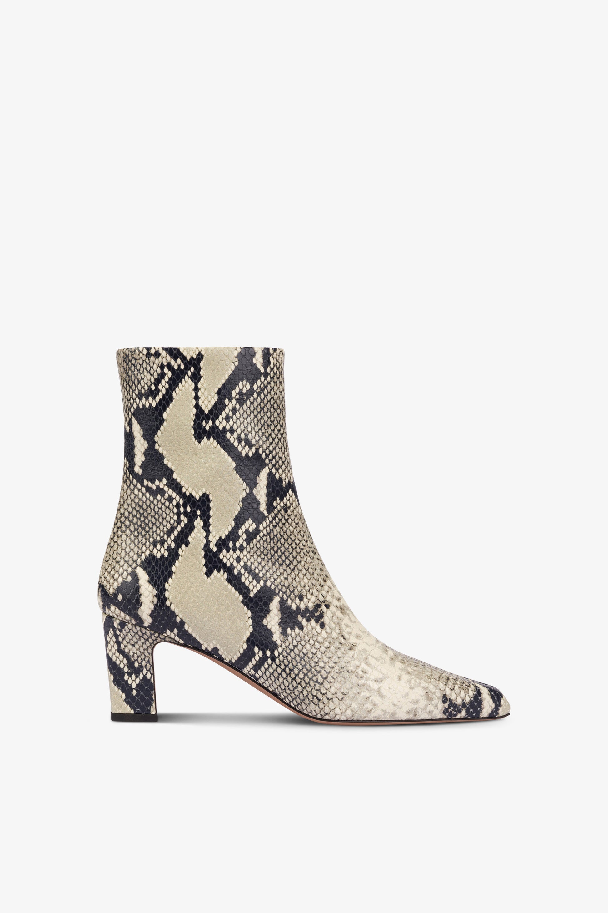 Pointed ankle boots in natural python-printed leather