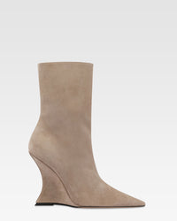 Boots in stone suede leather — Stone