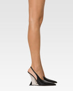 Zapatos de tira de piel negra y plateada