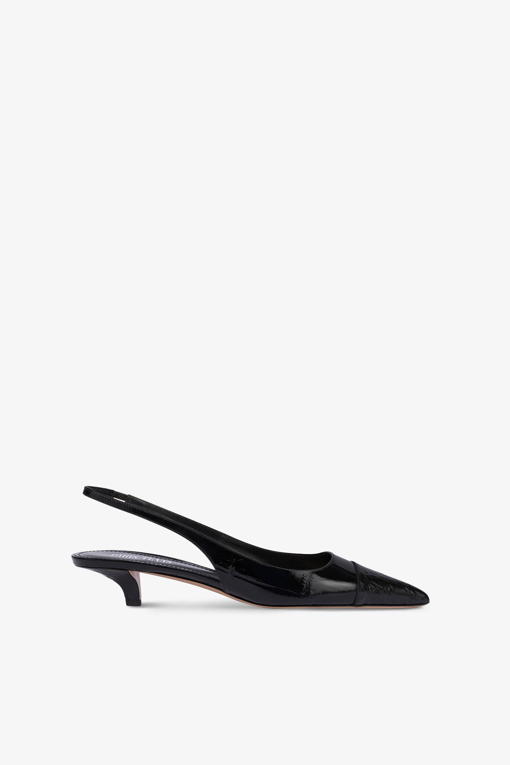 Slingbacks aus schwarzem Leder mit Kroko-Pragung