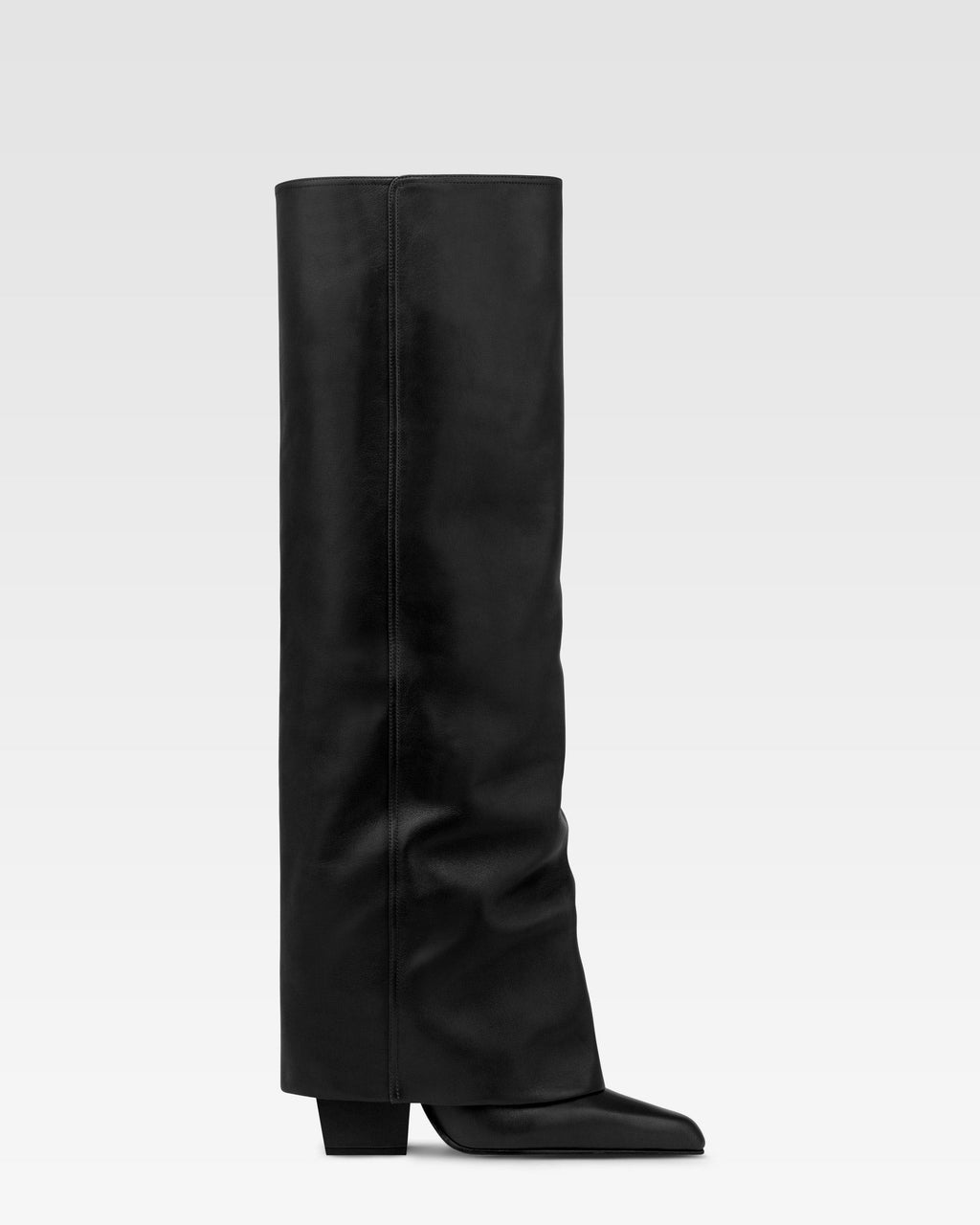 Botas mosqueteras de piel negra