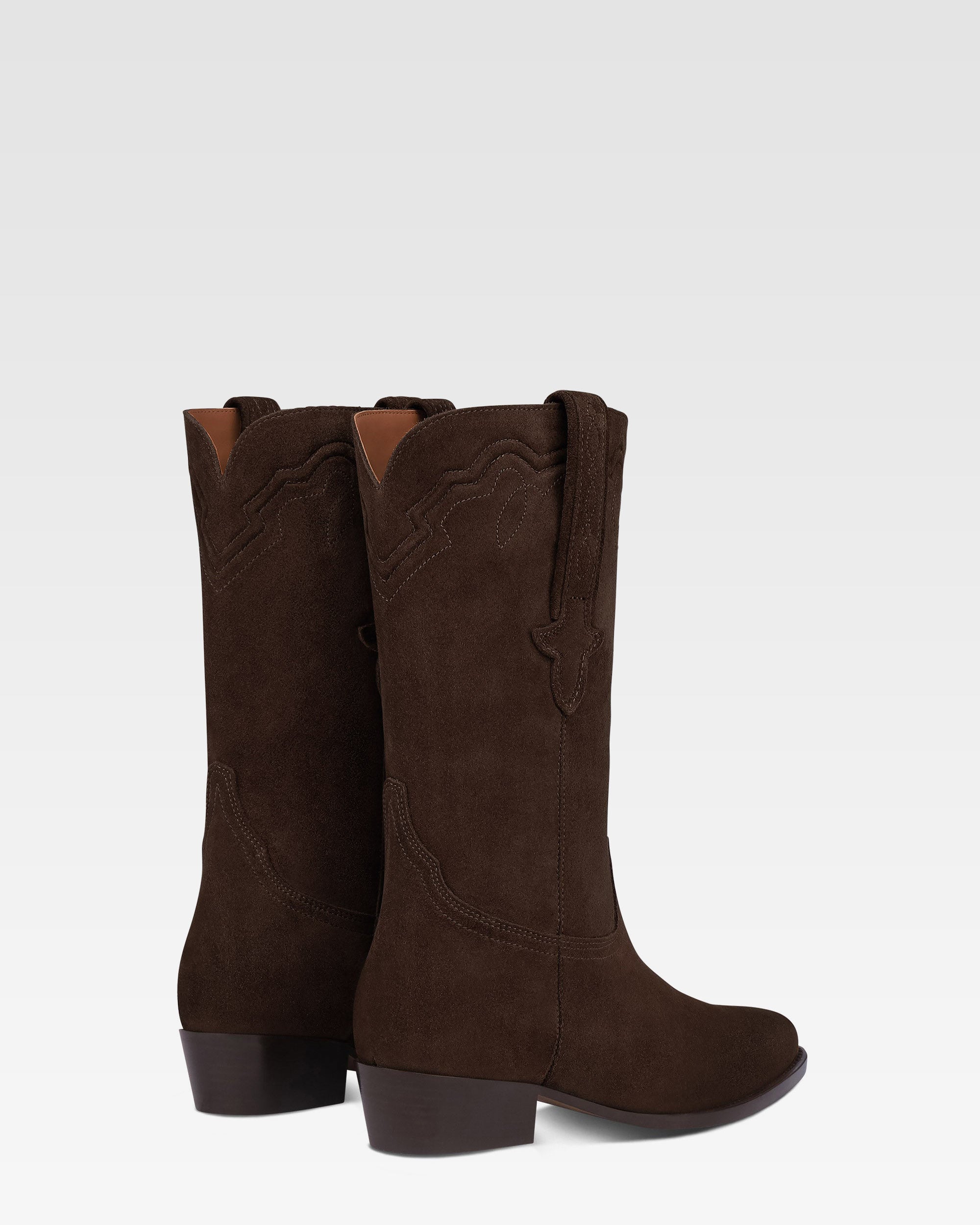 Stiefel aus ebenholzfarbenem Kalbsveloursleder